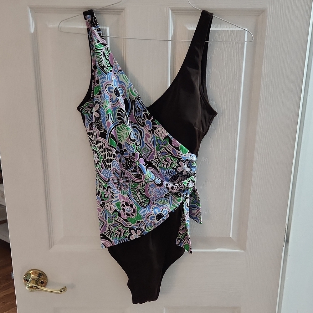 IT FIGURES BROWN FLORAL OVERLAY BATHING SUIT, SWIMWEAR SZ 14 FULL COVERAGE